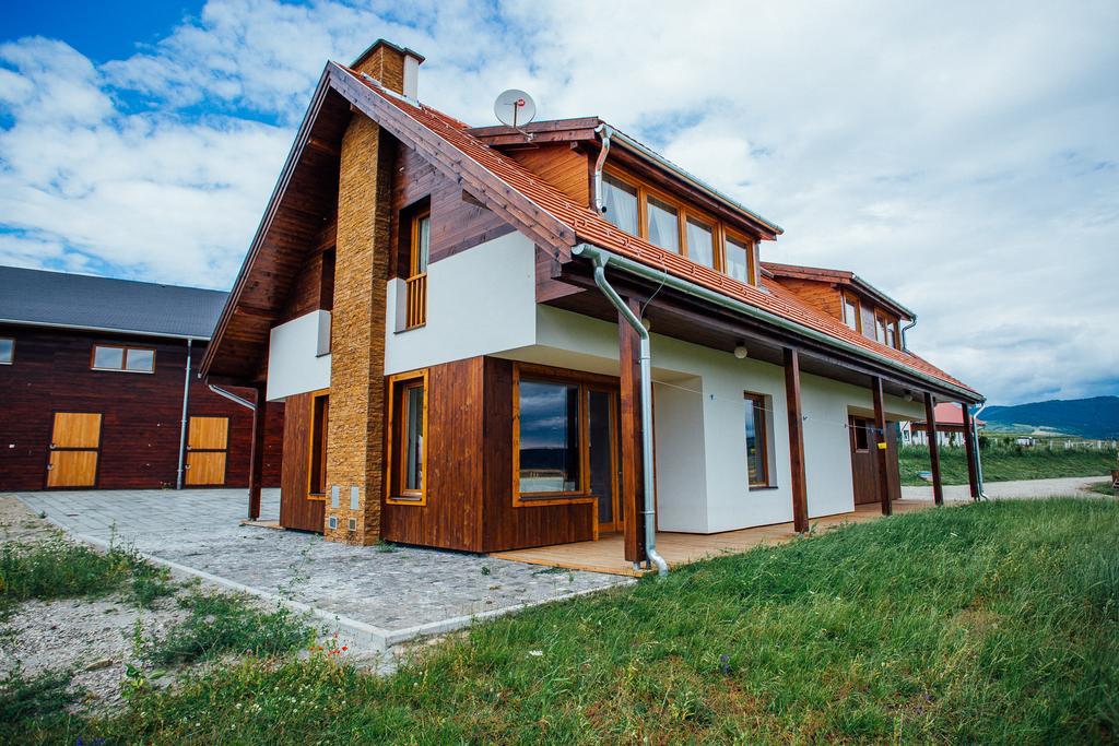 Kavalliera Pensiune Cotormani Ngoại thất bức ảnh